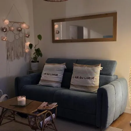 Les Flots Bleus Face A L Ocean * Notre-Dame-de-Monts