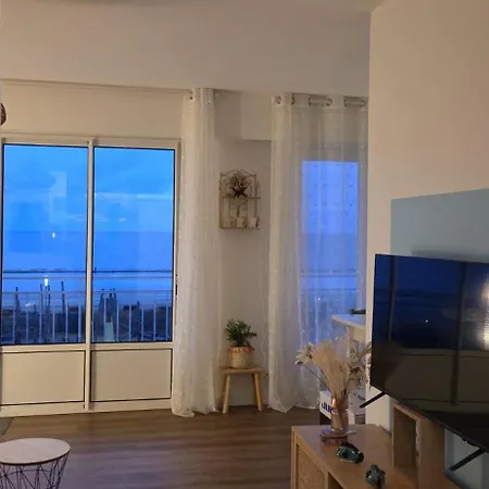 Les Flots Bleus Face A L Ocean شقة *