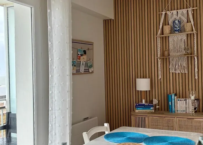 Les Flots Bleus Face A L Ocean Notre-Dame-de-Monts